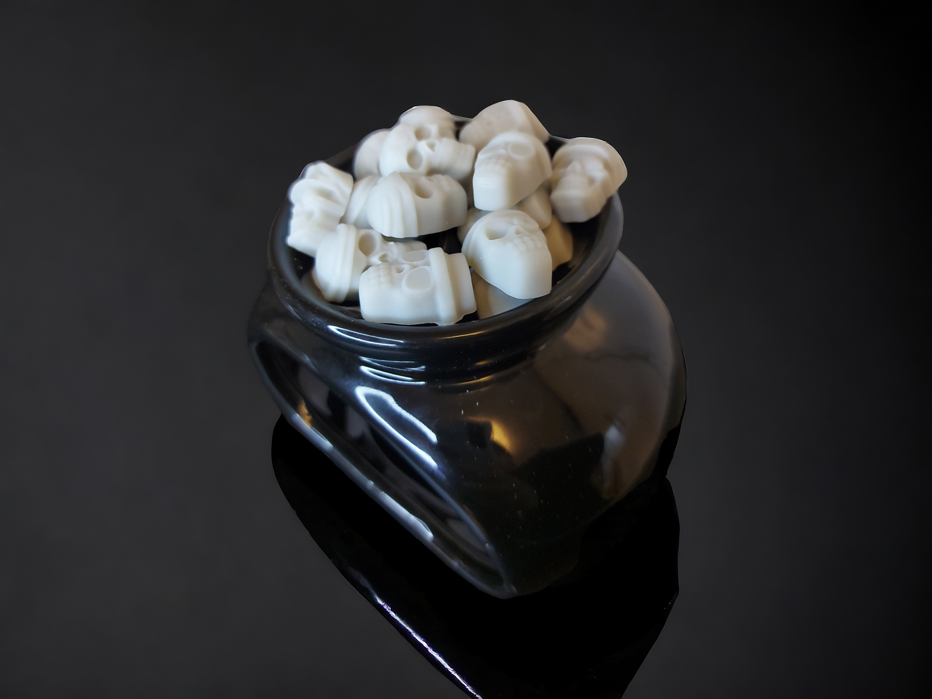 Wax Melts "Funny Skulls - Pine"